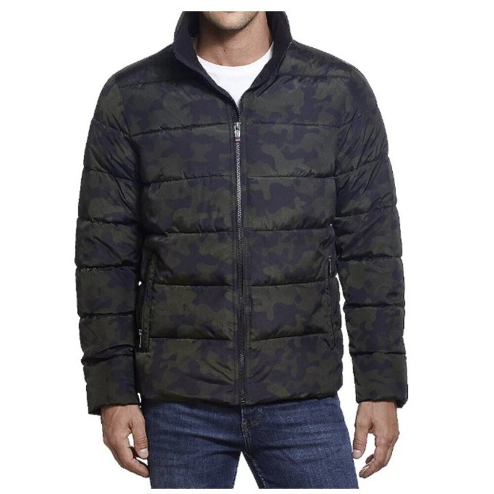 Weatherproof New Ultra Luxe Water-resistant Relaxed Fit Camo Puffer Jacket